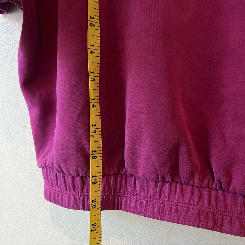 Lululemon Softstreme Gathered T-Shirt
Magenta Purple - Picture 11 of 12